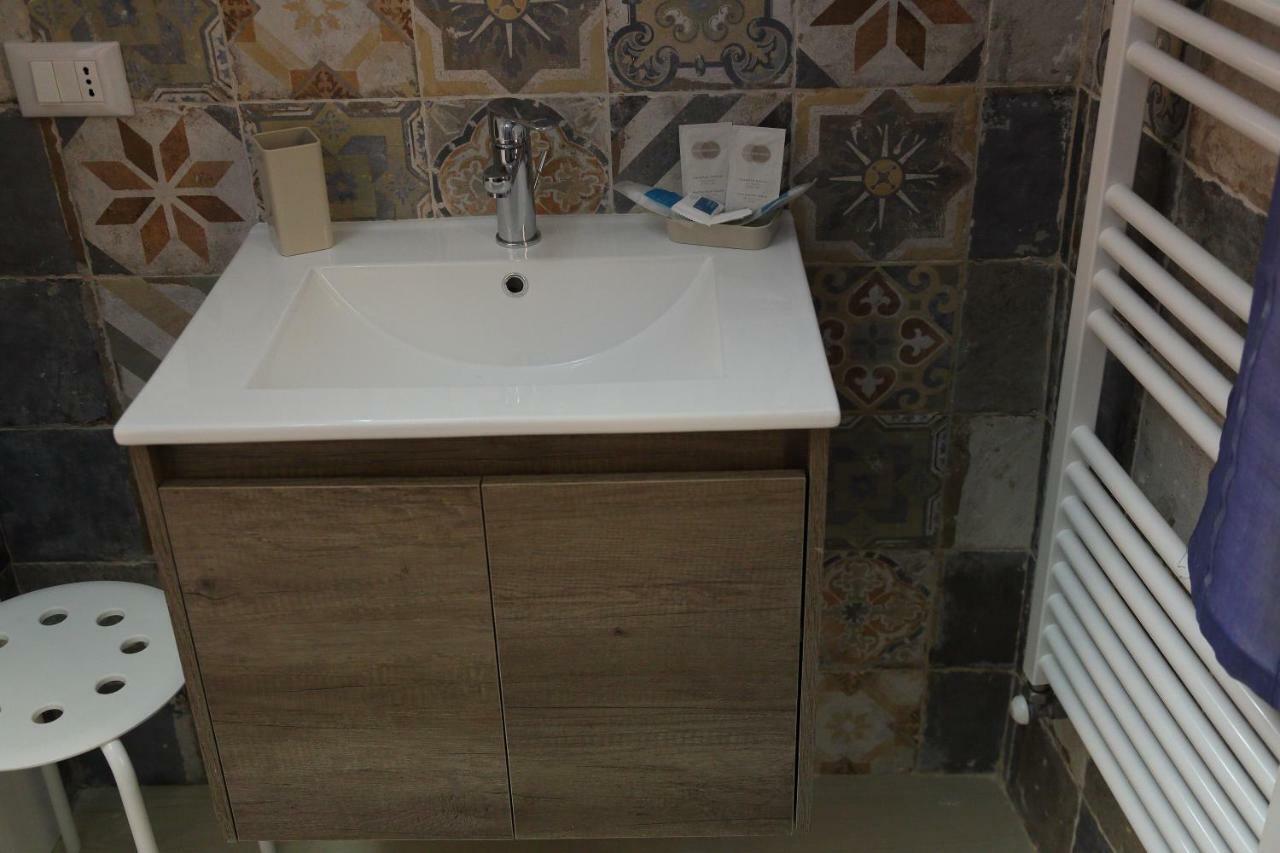 B&B Il Melograno Antico Con Terrazza E Giardino Agrigento Eksteriør billede
