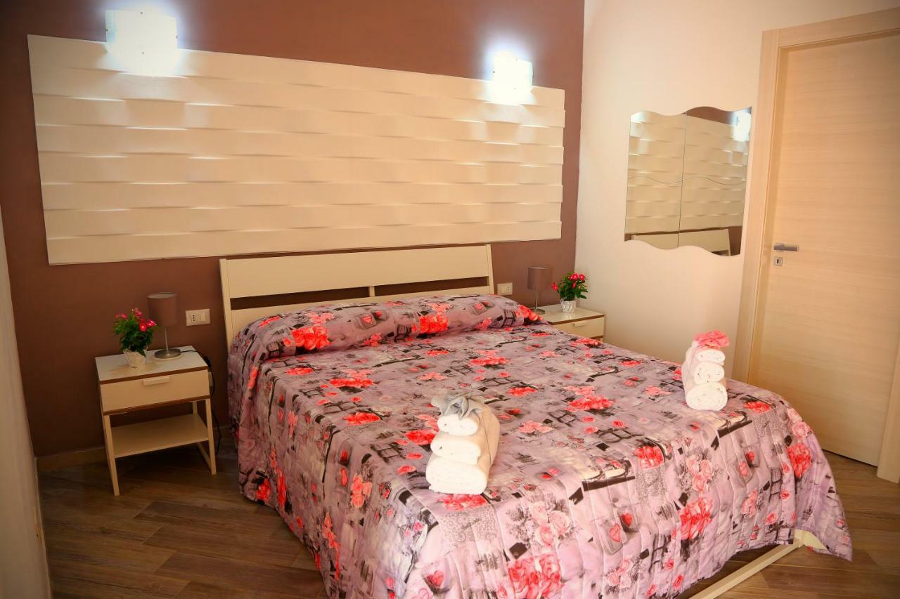 B&B Il Melograno Antico Con Terrazza E Giardino Agrigento Eksteriør billede