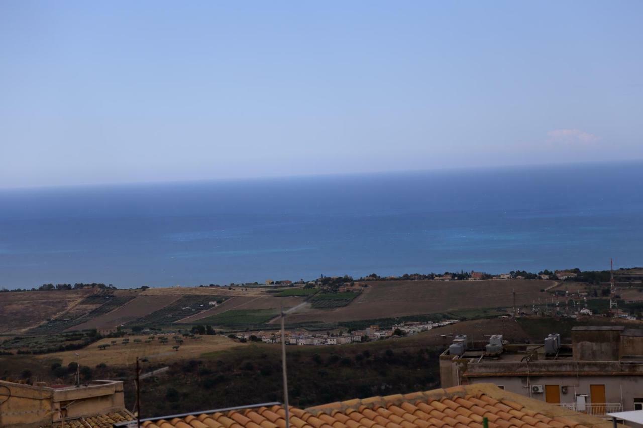 B&B Il Melograno Antico Con Terrazza E Giardino Agrigento Eksteriør billede